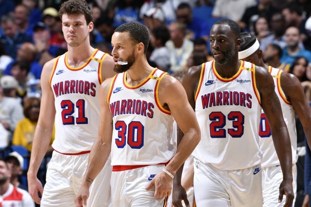 更是将雄鹿 更是将雄鹿