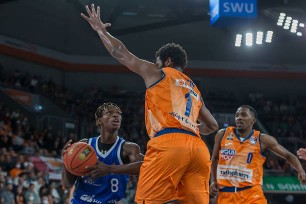 在刚转会至 在刚转会至